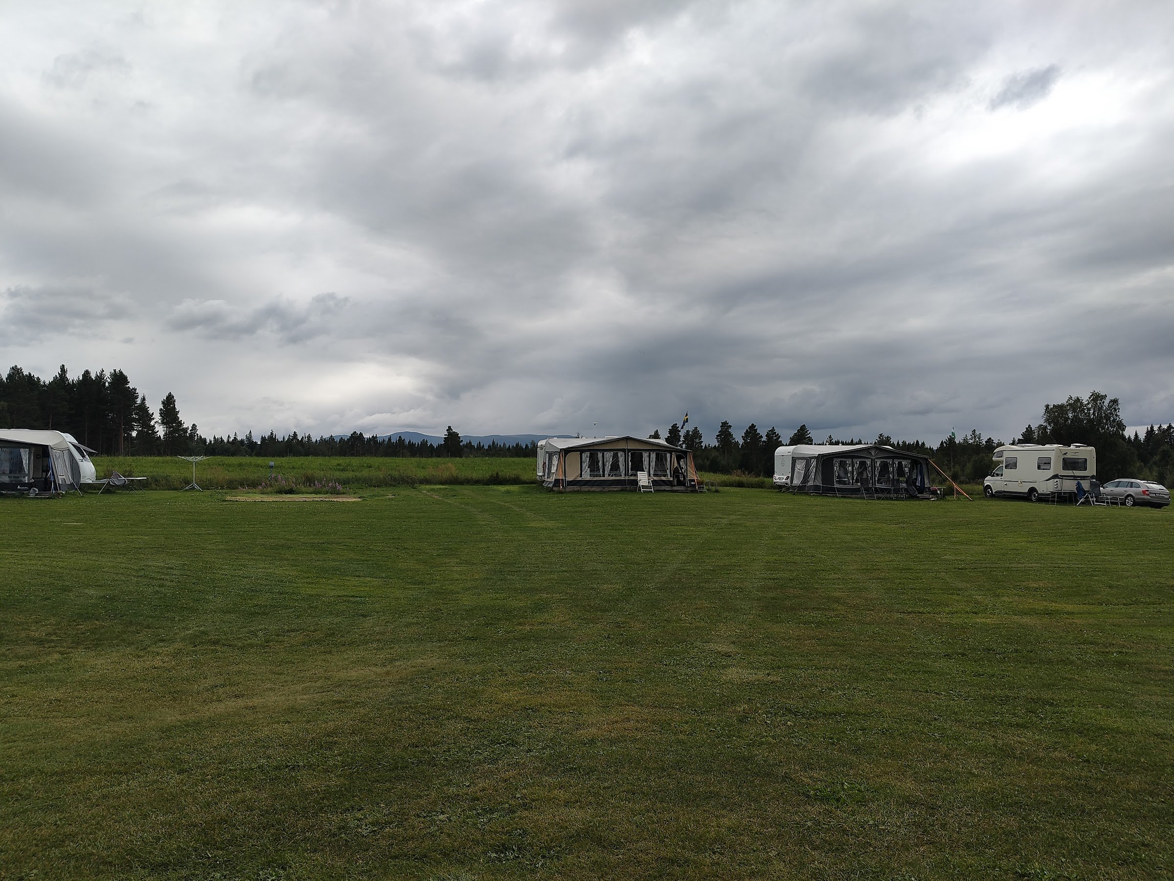 Kvissleströmmens Fiskecamping